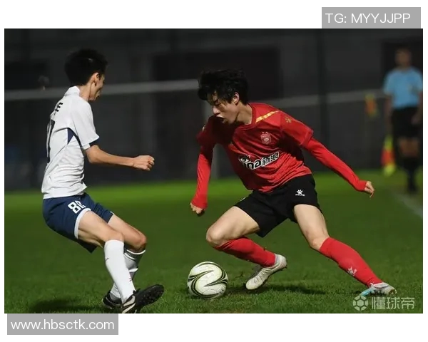 快手平台上最受欢迎的足球明星是谁他们的魅力与成就解析